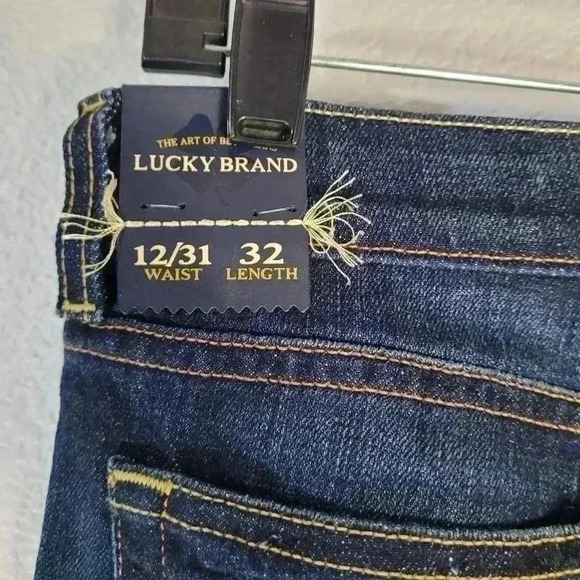 Lucky Brand Classic Rider Relaxed Fit Bootcut Blue Jeans size 12/31 X 32 NWT - Picture 5 of 9